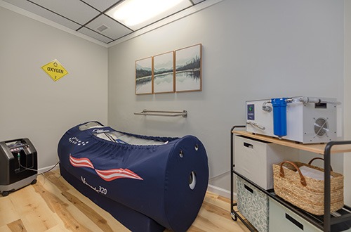 Hyperbaric Oxygen Therapy chamber